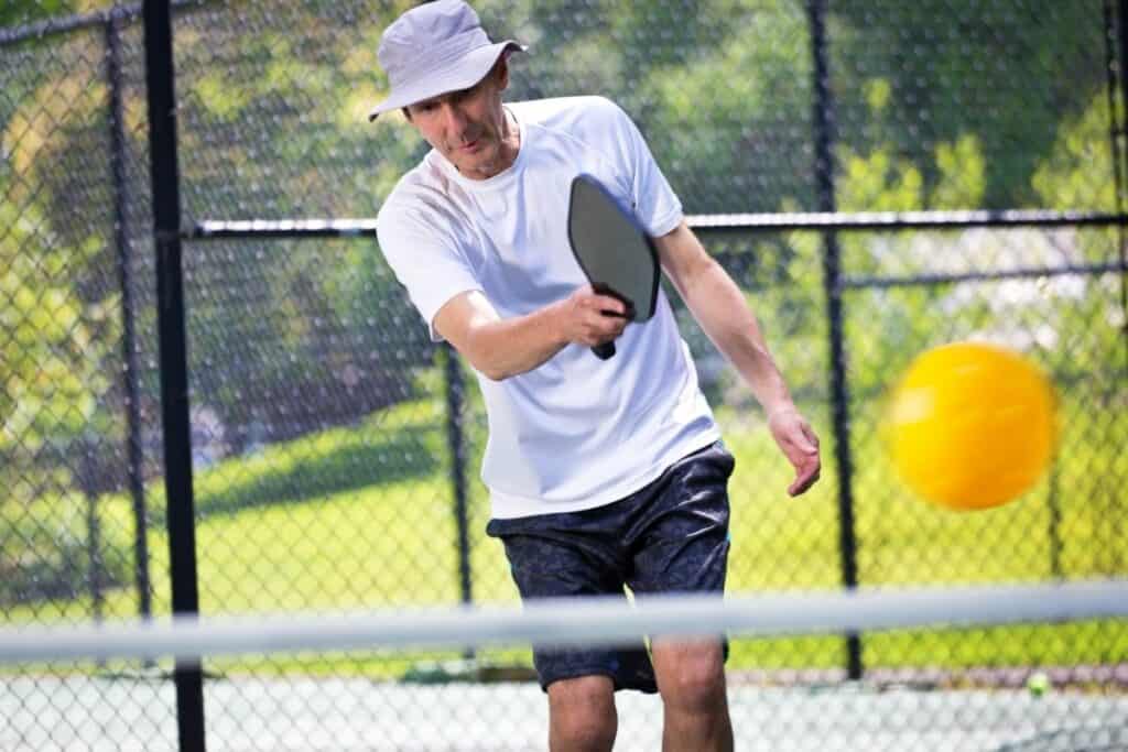 How Many Calories Does Pickleball Burn? Rule Pickleball