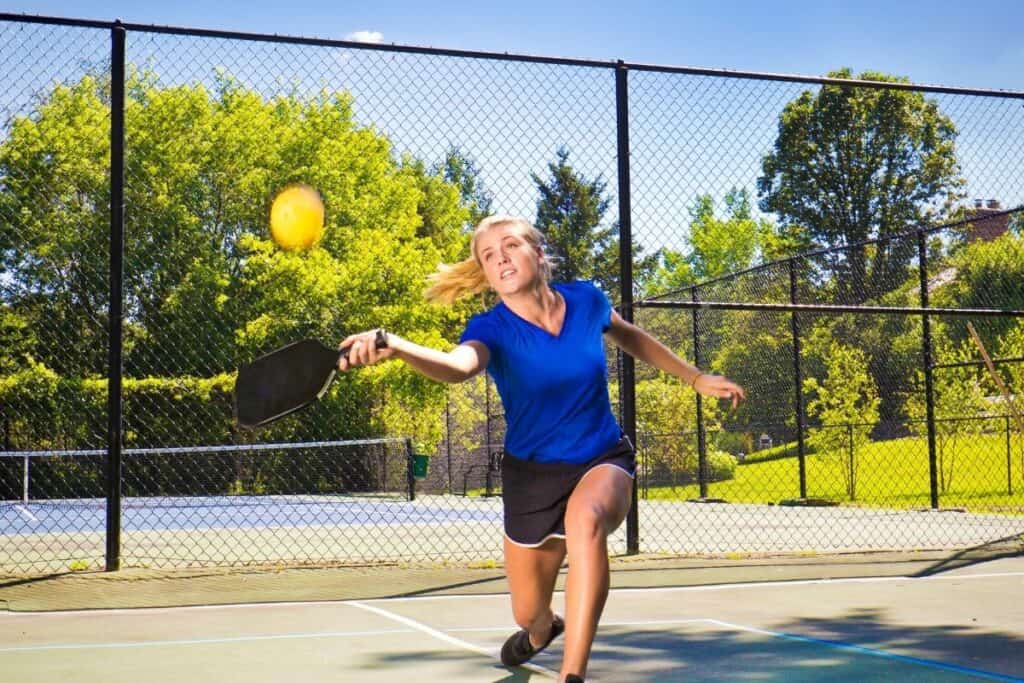 What Is The Double Bounce Rule In Pickleball? Rule Pickleball